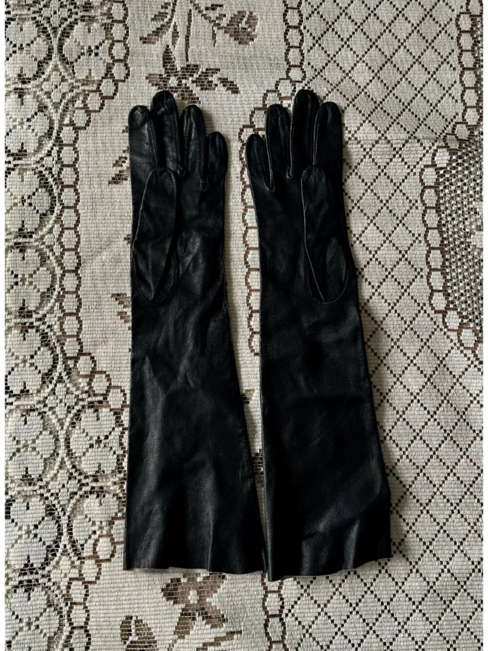 Vintage Black Minimalist Leather Opera Gloves Size 7